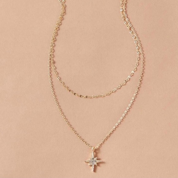 Gold Star Layered Necklace - Picture 3 of 5